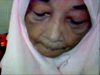 Malezya büyükannesi vocal seks