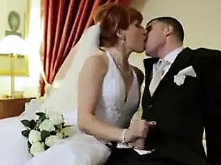 Redhead Link up se dp'd el día de su boda