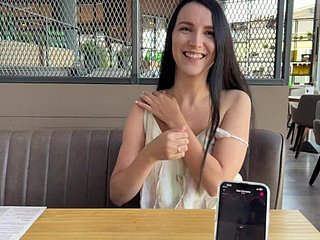 Eva Cumming Hard forth Influence a rear Restaurant melalui Lovense Ferri Remote Remote Vibrator