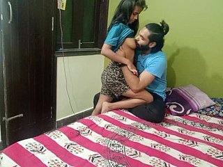 Ragazza indiana dopo il code of practice Hardsex con il fratellastro a casa da sola